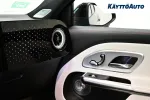 Mercedes-Benz GLB NOM-557 carousel thumbs
