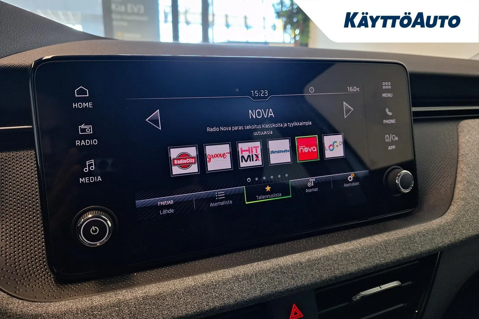 Skoda Scala NOM-859 carousel image