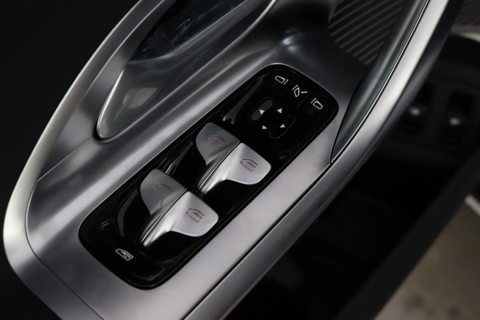 Mercedes-Benz GLC FSX-200 carousel image