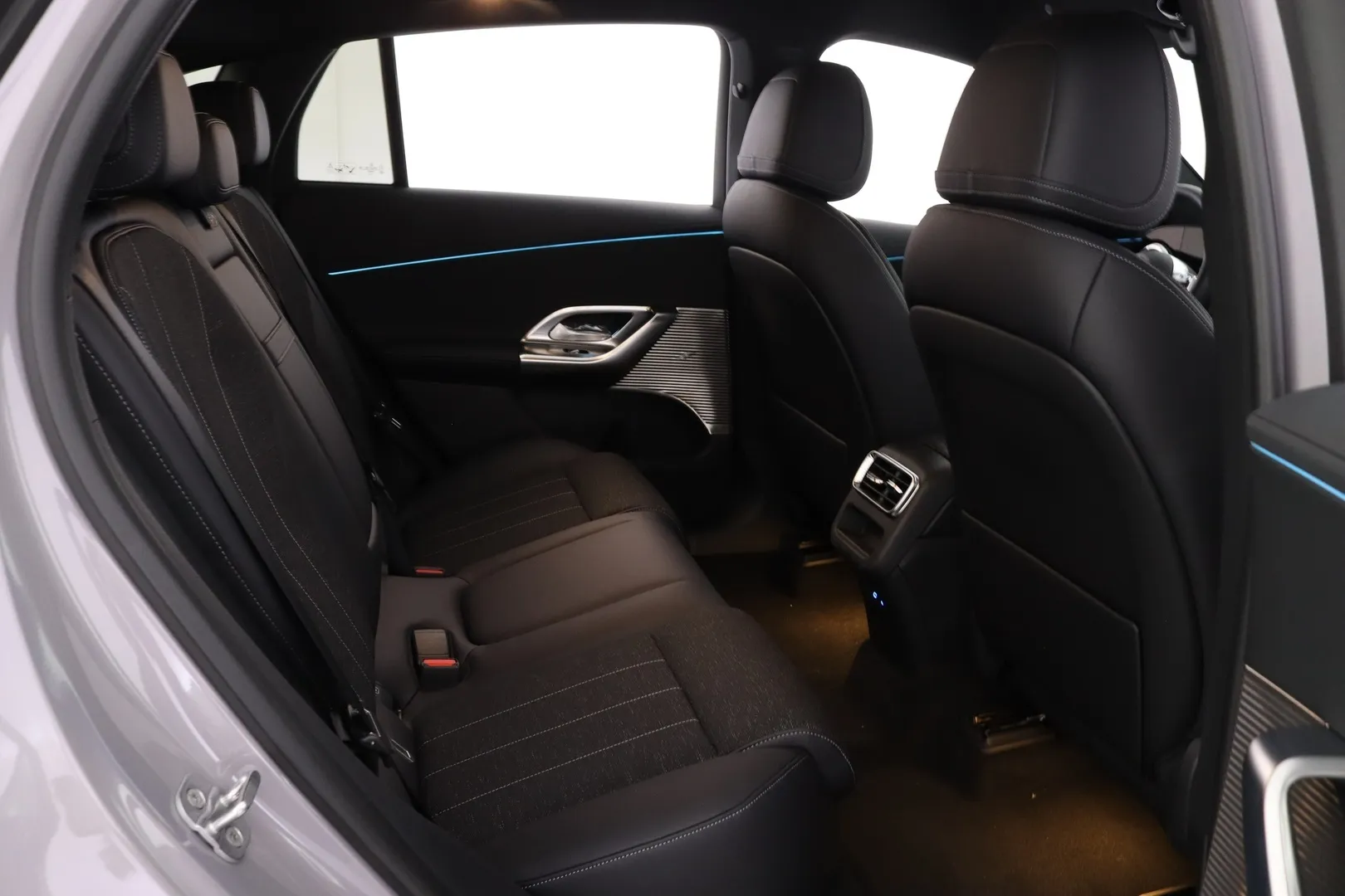 Mercedes-Benz GLC FSX-200 carousel image