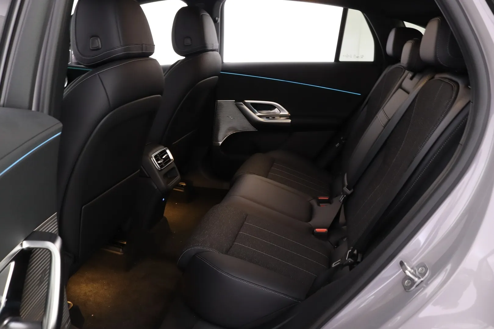 Mercedes-Benz GLC FSX-200 carousel image