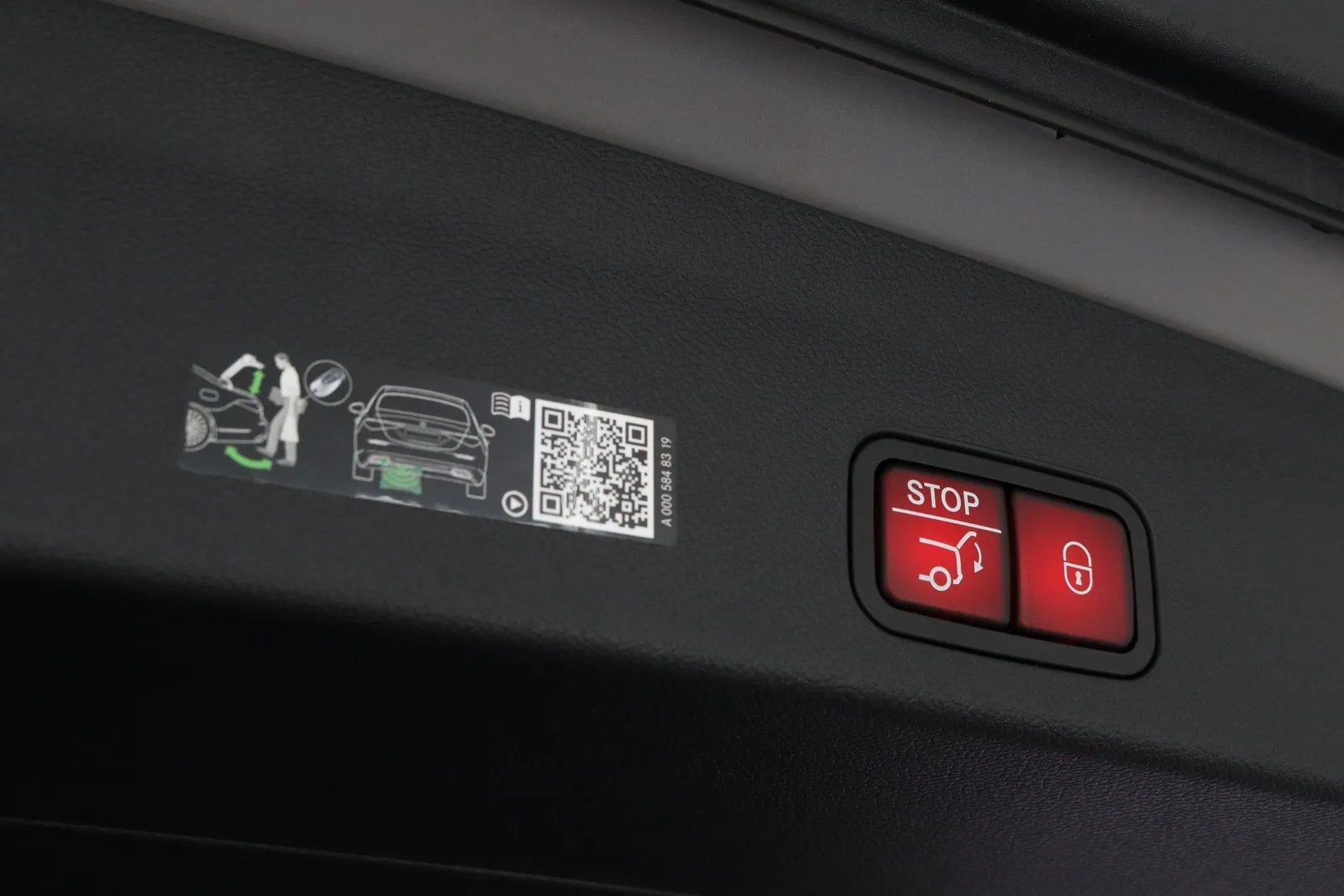 Mercedes-Benz GLC FSX-200 carousel image
