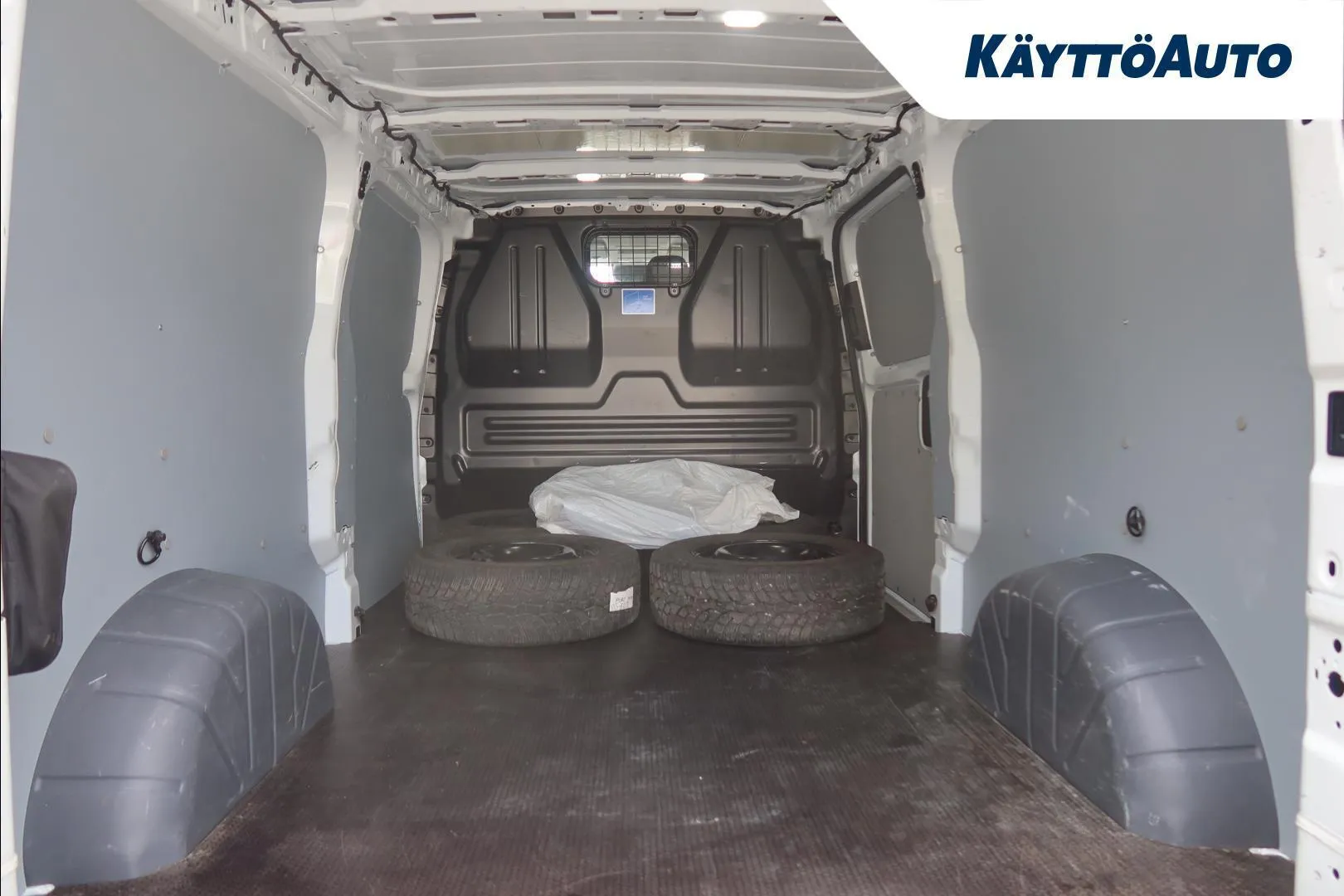 Ford Transit Custom XSS-608 carousel image