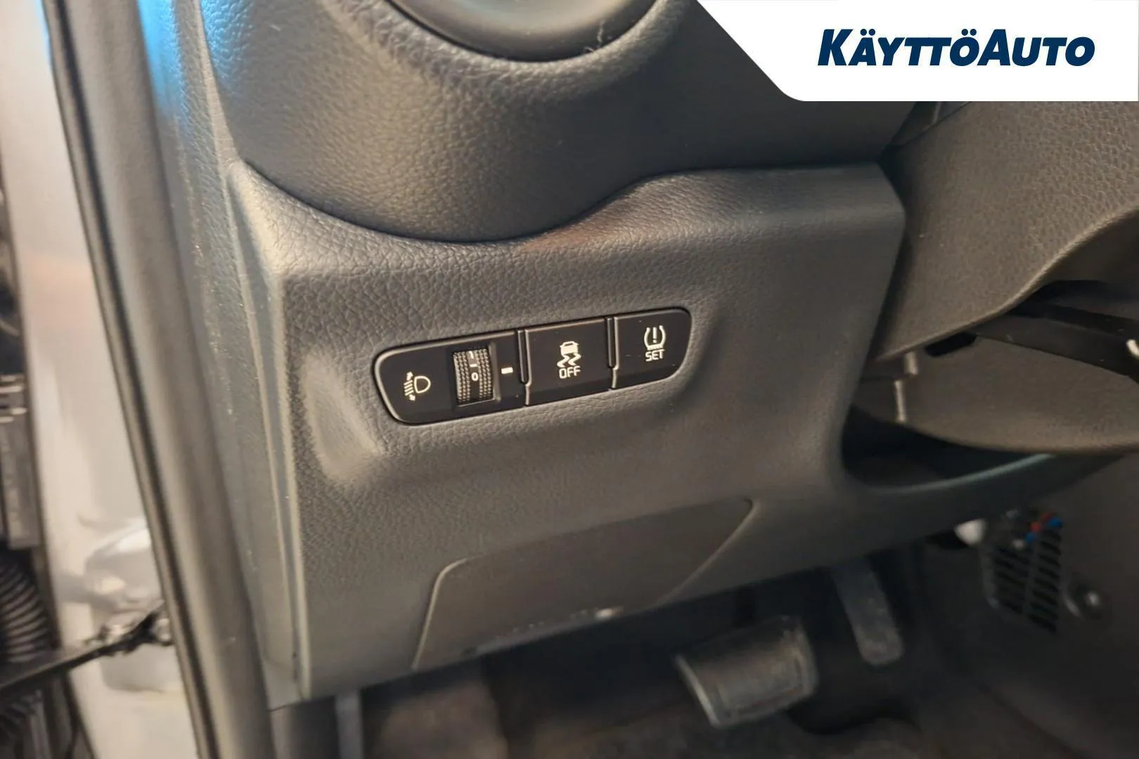 Kia Picanto RXU-968 carousel image