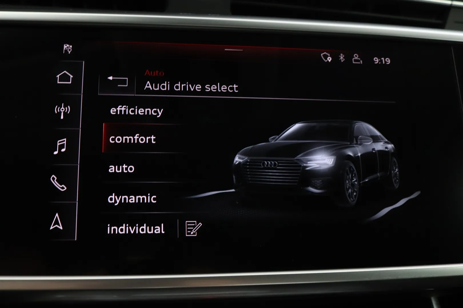 Audi A6 XRU-692 carousel image