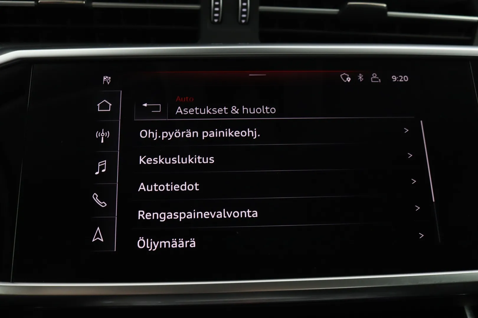 Audi A6 XRU-692 carousel image