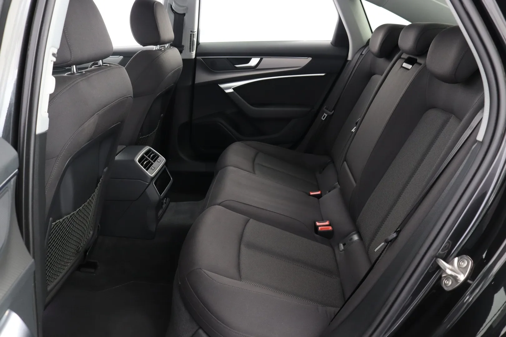 Audi A6 XRU-692 carousel image