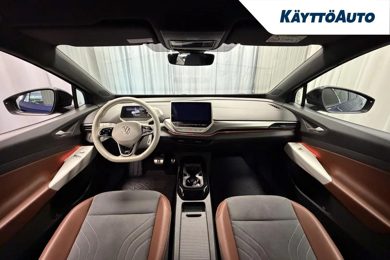 Volkswagen ID.4 KXE-478 carousel image
