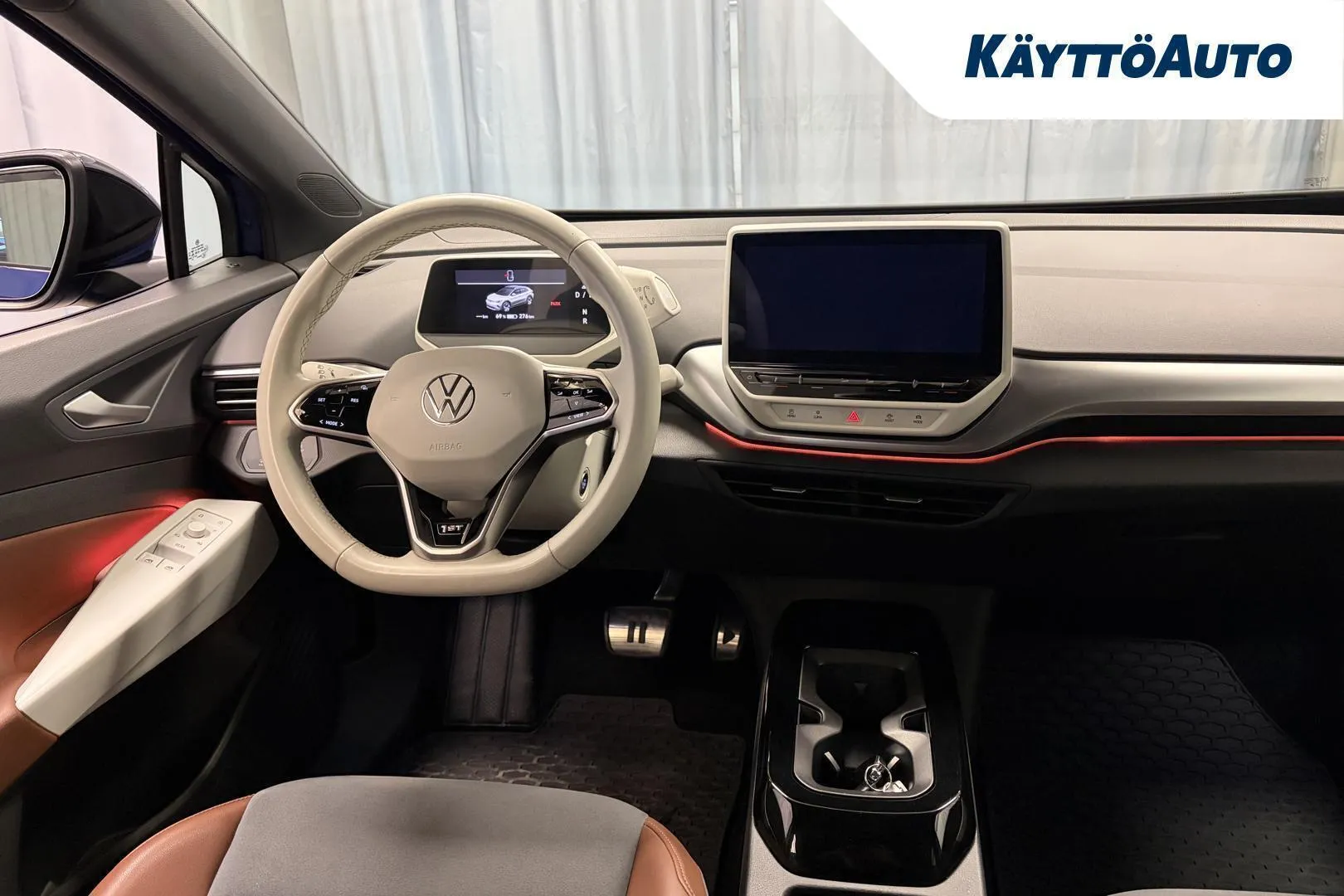 Volkswagen ID.4 KXE-478 carousel image
