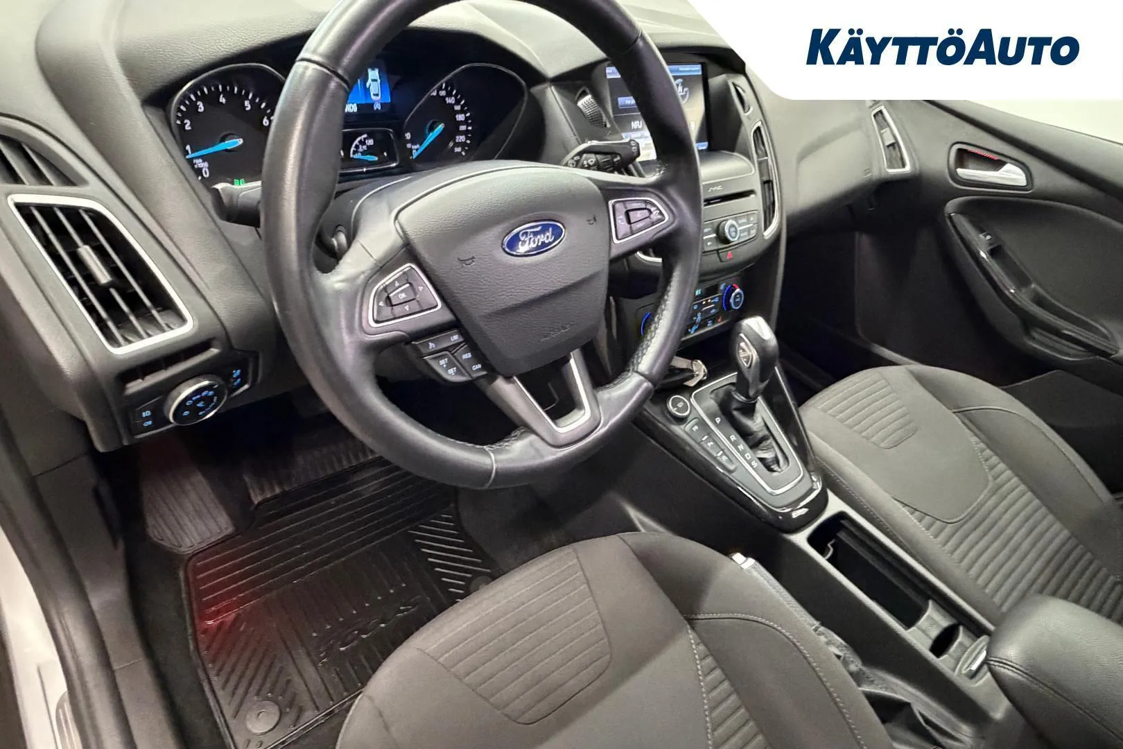 Ford Focus NKE-992 carousel image