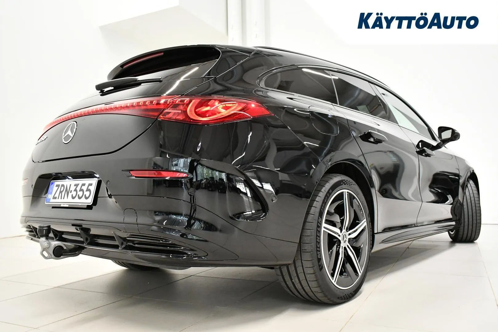 Mercedes-Benz CLA ZRN-355 carousel image
