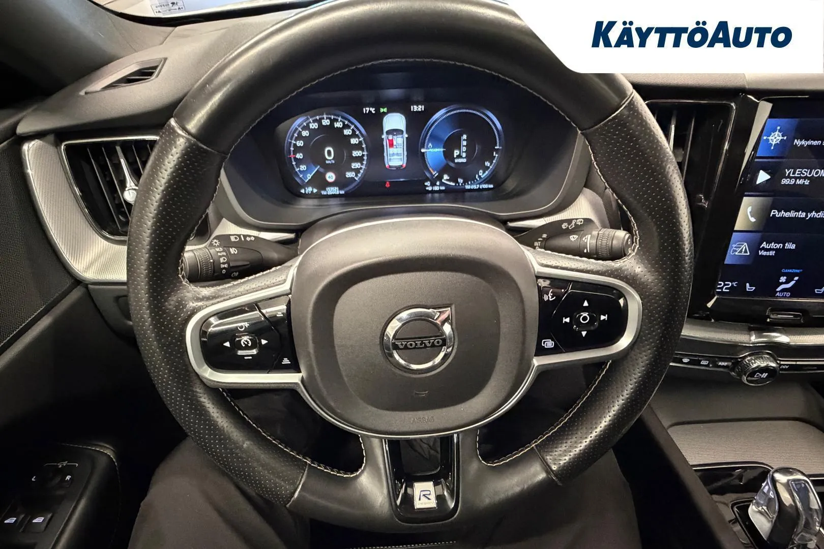 Volvo XC60 CLJ-399 carousel image