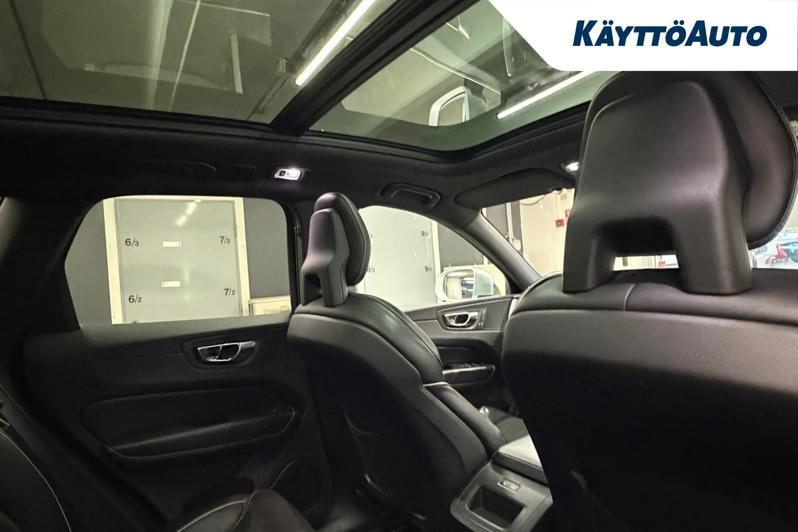 Volvo XC60 CLJ-399 carousel image