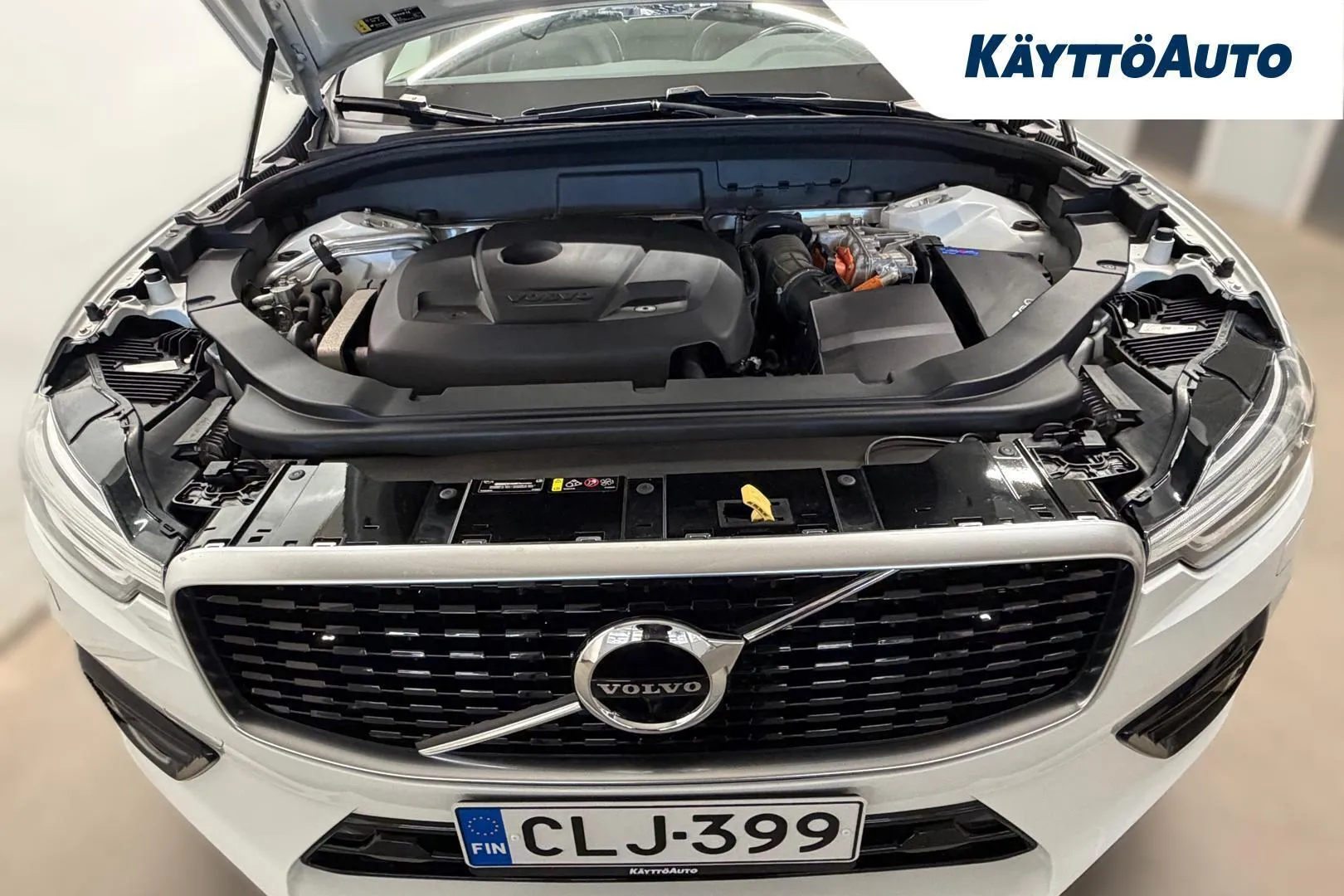 Volvo XC60 CLJ-399 carousel image