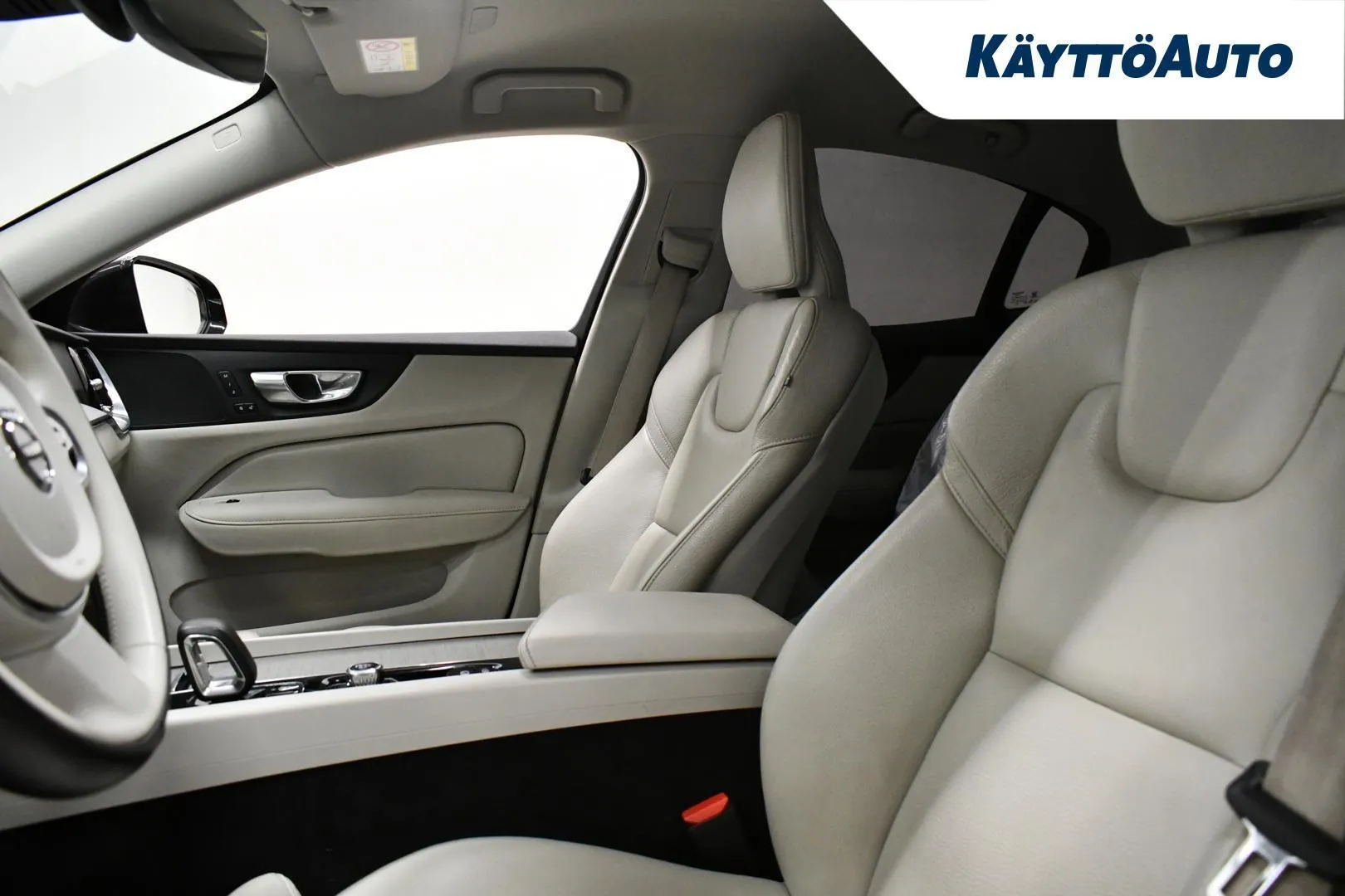 Volvo S60 MOU-200 carousel image