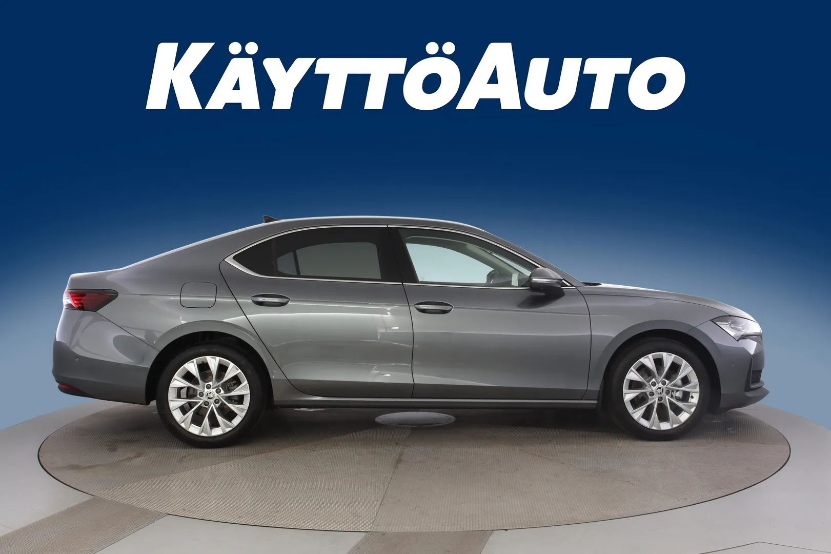 SKODA SUPERB ZPH-921 carousel image
