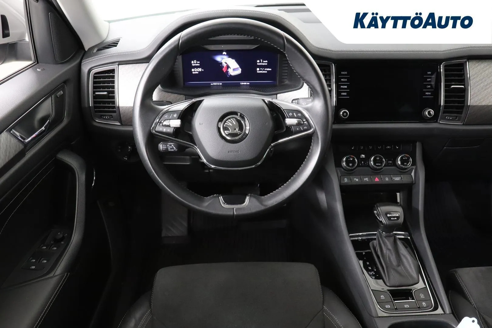 Skoda Kodiaq YKX-809 carousel image
