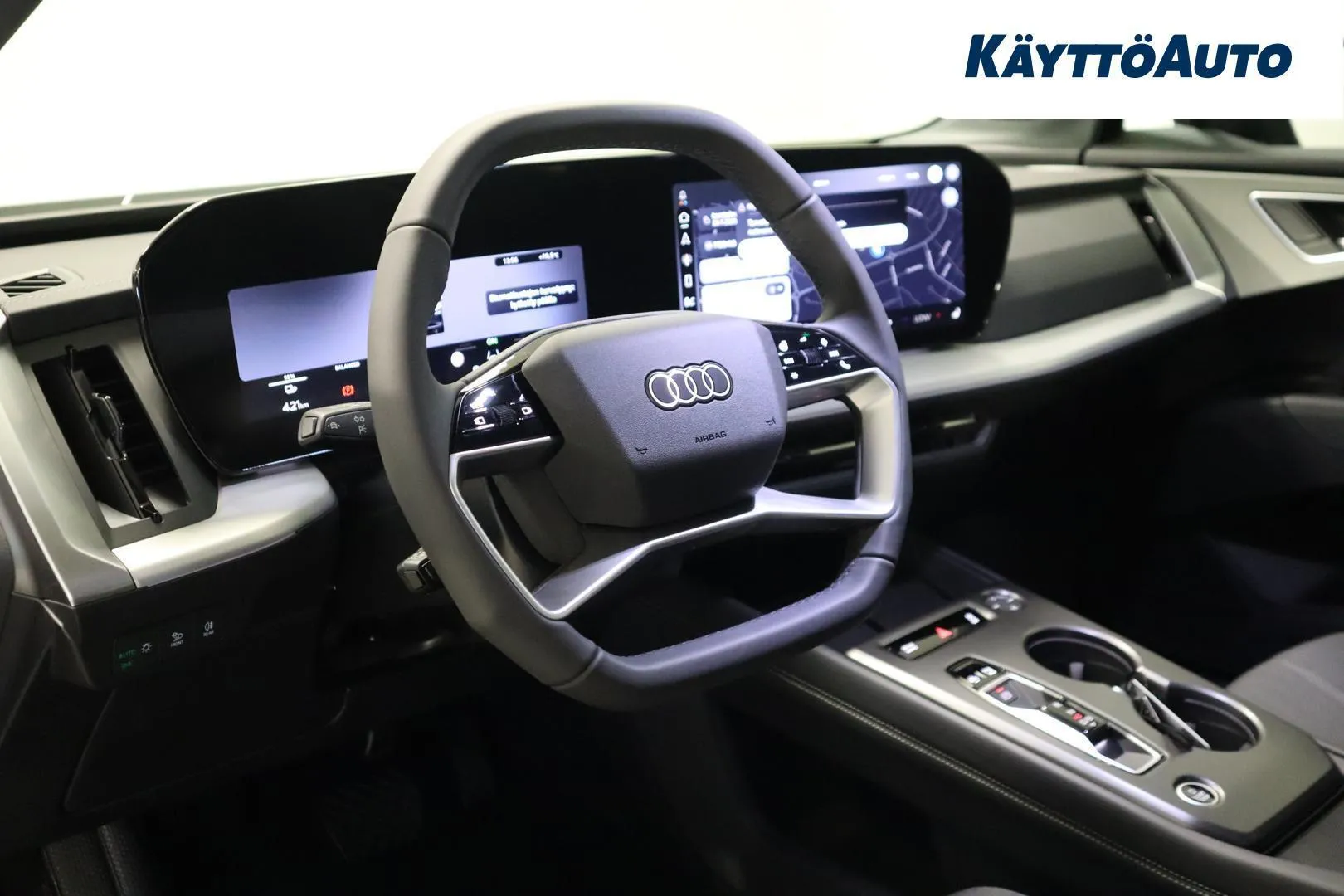 Audi Q4 e-tron SZV-115 carousel image