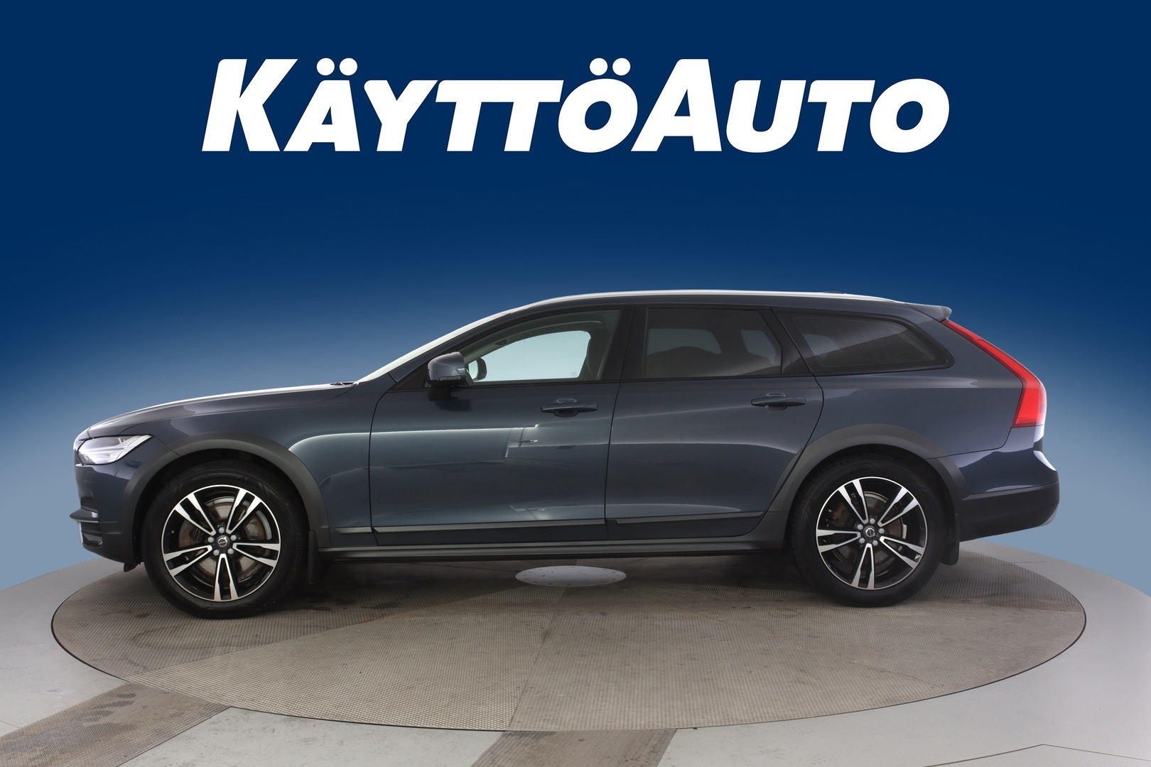 Volvo V90 Cross Country D4 AWD Plus aut 2019, kuva 2/58