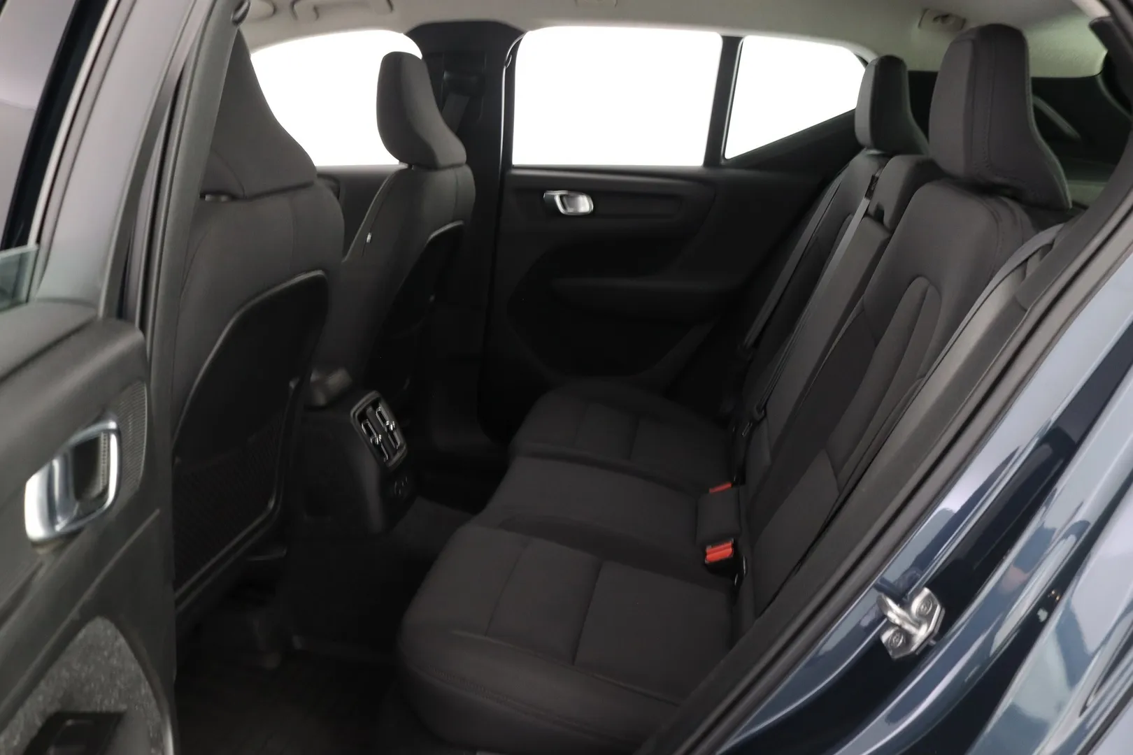 Volvo XC40 RVL-908 carousel image
