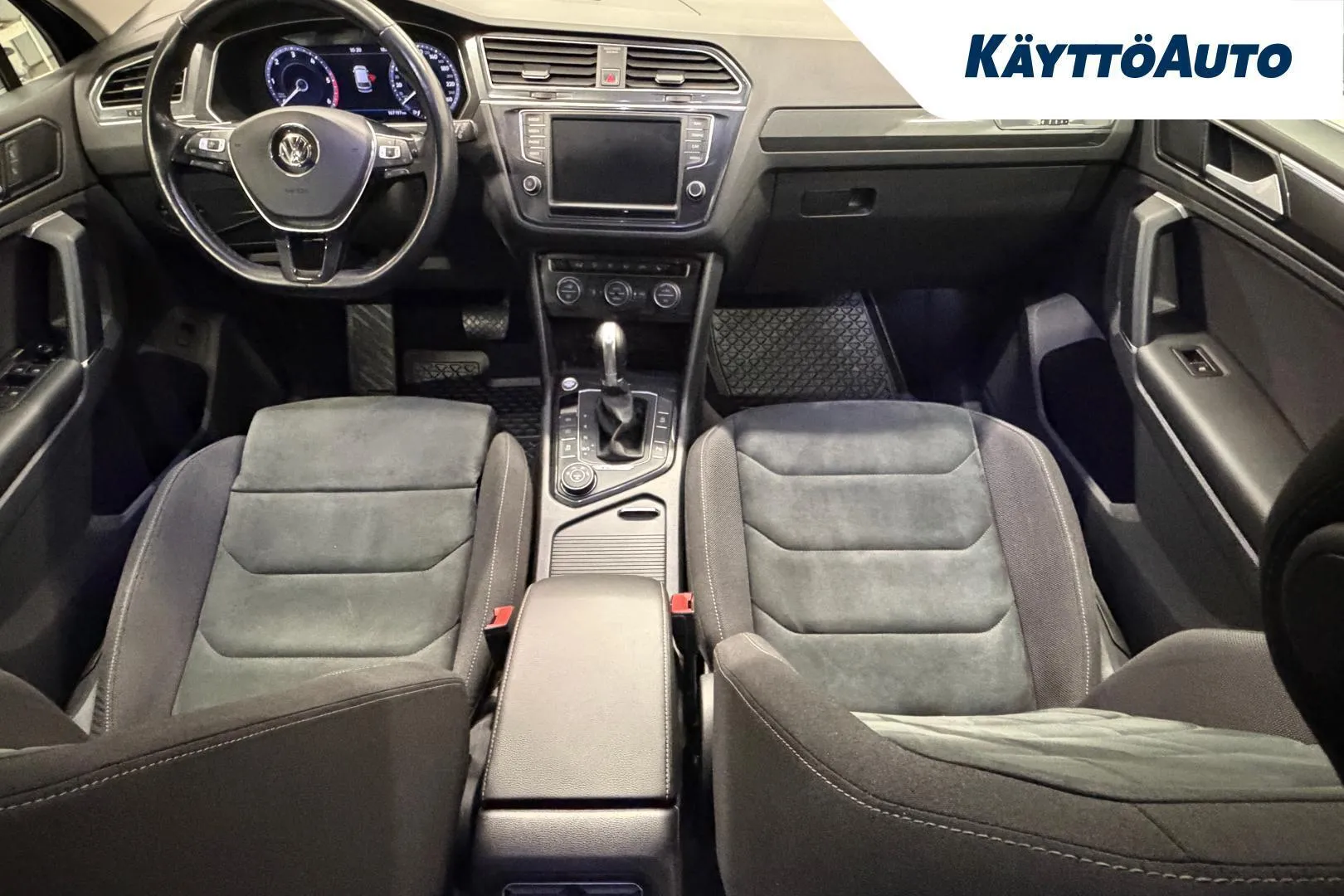 Volkswagen Tiguan SMB-620 carousel image