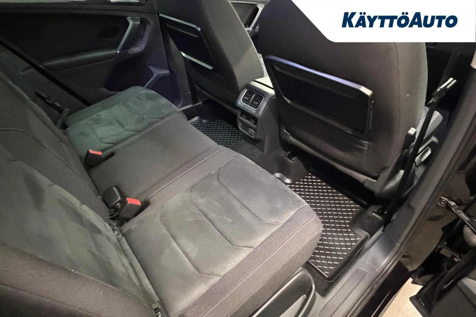 Volkswagen Tiguan SMB-620 carousel image