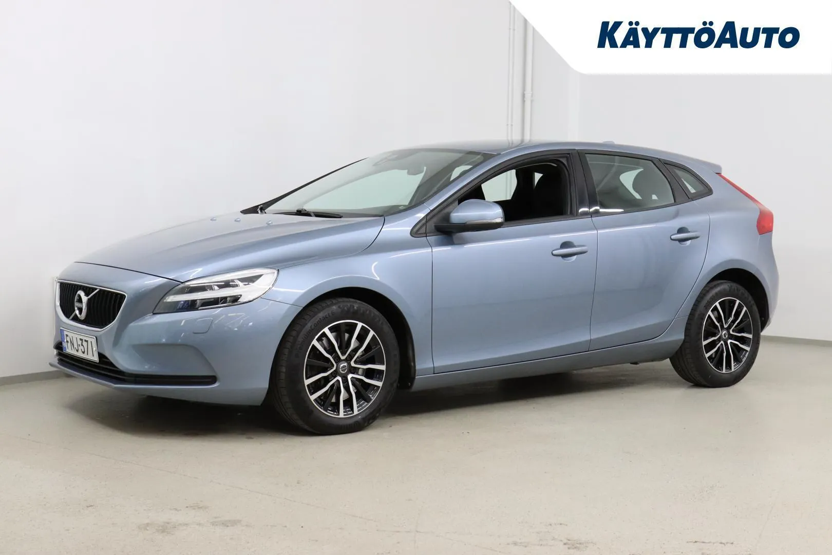 Volvo V40 FNJ-371 carousel image