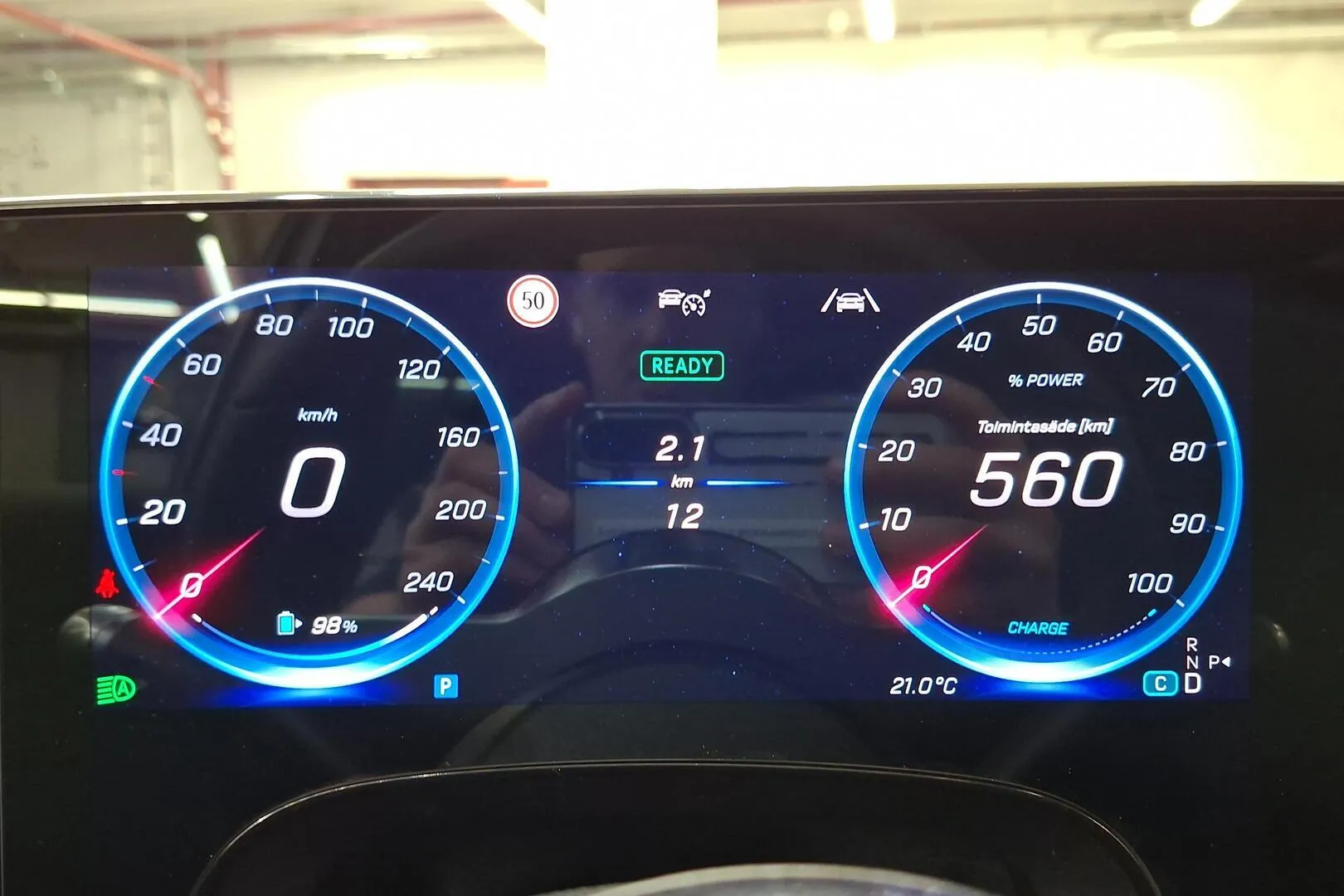 Mercedes-Benz GLB FSU-617 carousel image
