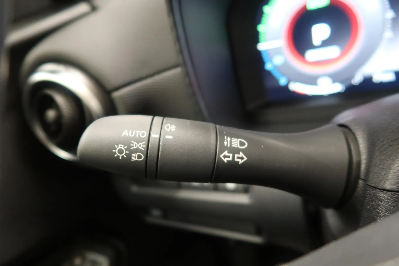 NISSAN JUKE YME-345 carousel image