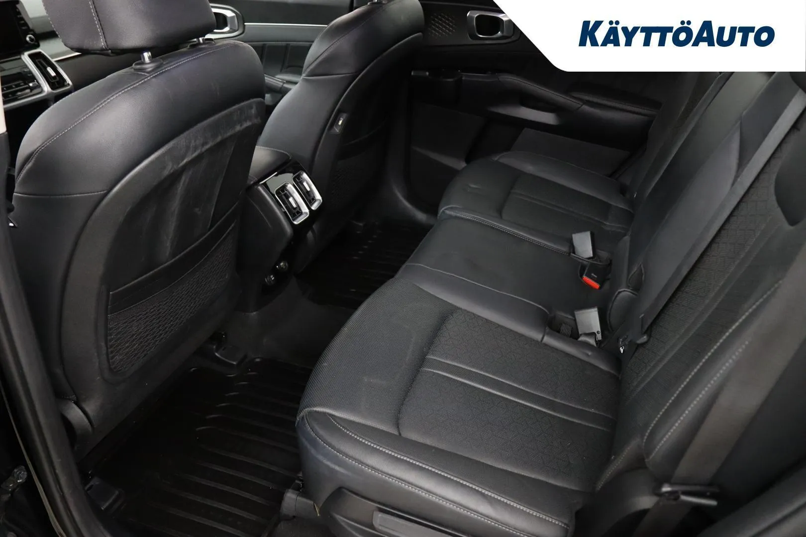 Kia Sorento GPJ-907 carousel image