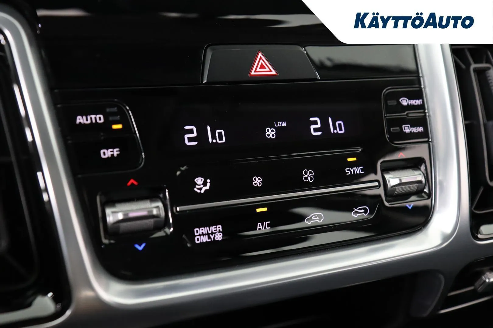 Kia Sorento GPJ-907 carousel image