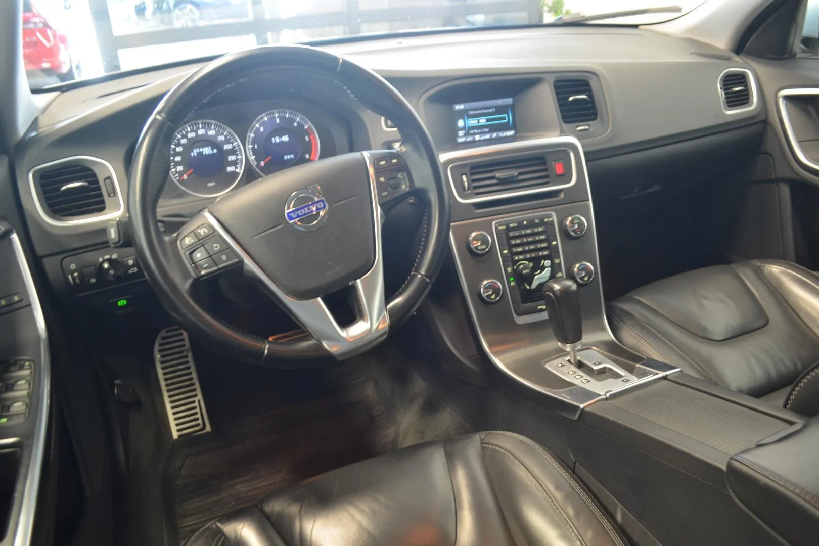 Volvo V60 TXY-315 carousel image