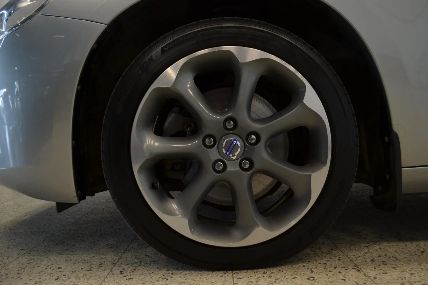Volvo V60 TXY-315 carousel image