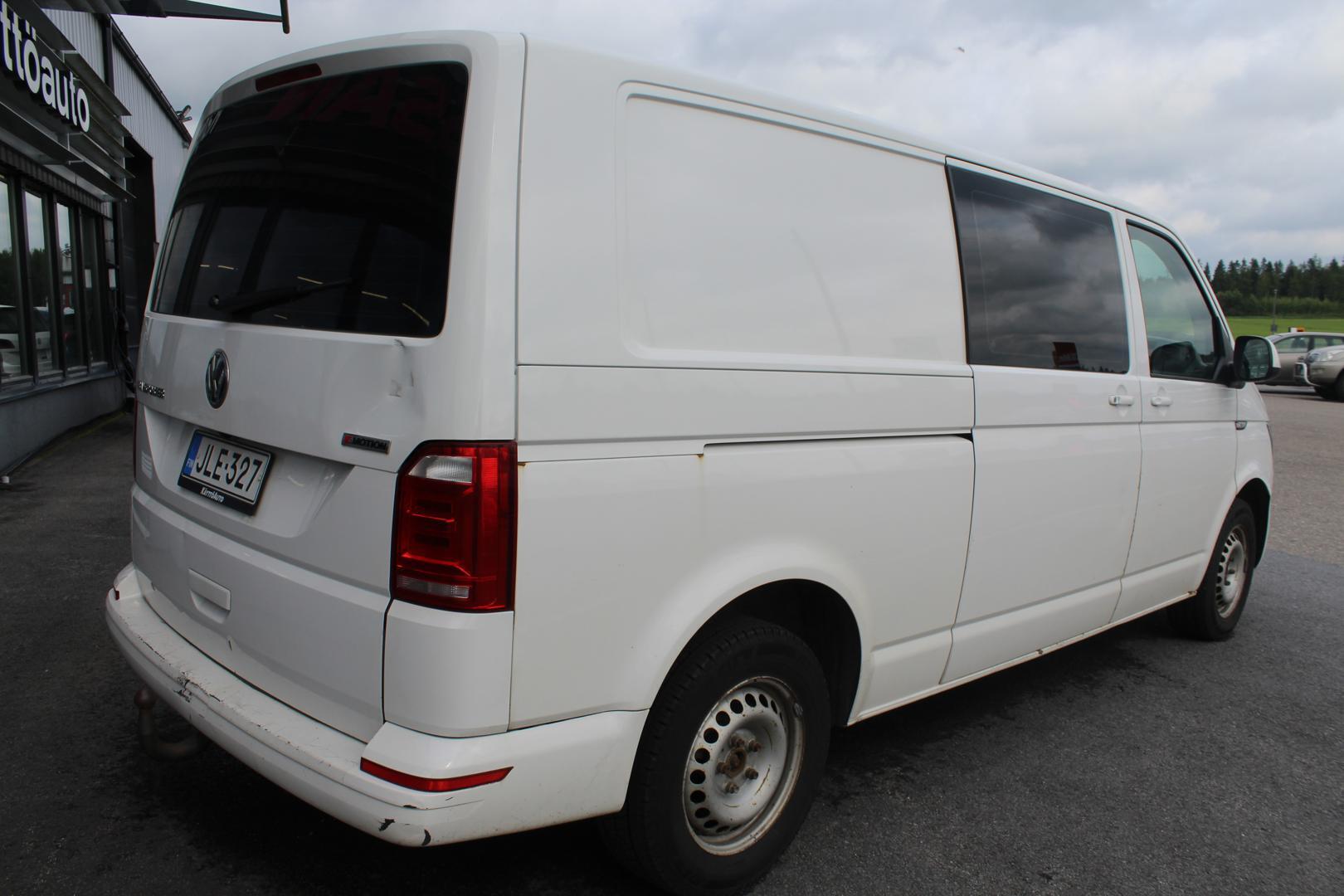 Volkswagen Transporter 2018, kuva 2/10