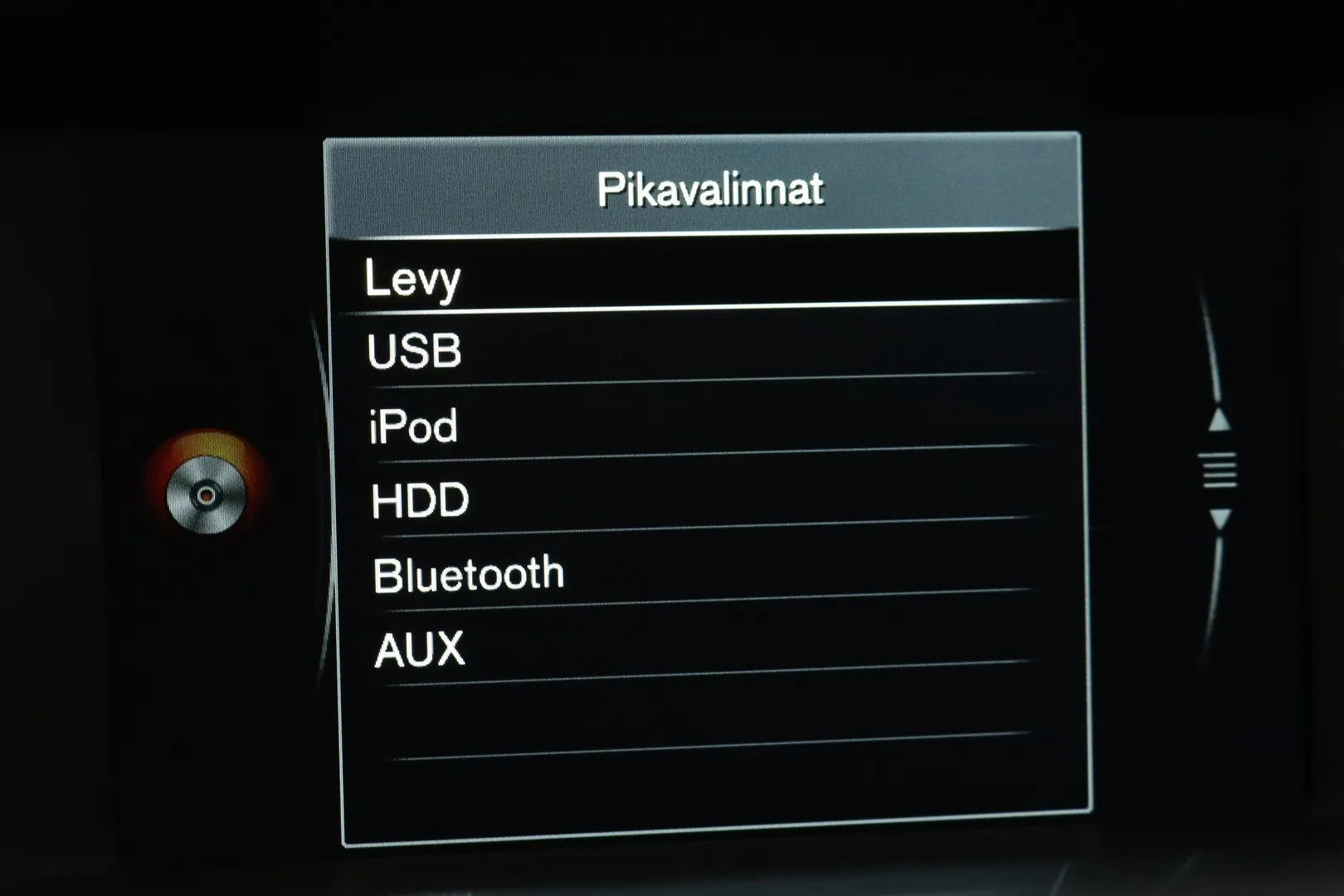 Volvo V60 INN-196 carousel image