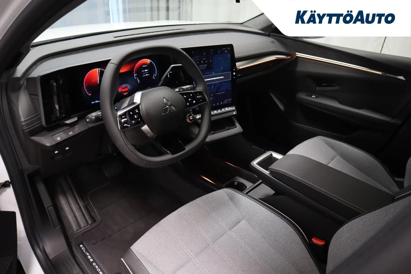 Mitsubishi Eclipse Cross ZRL-604 carousel image