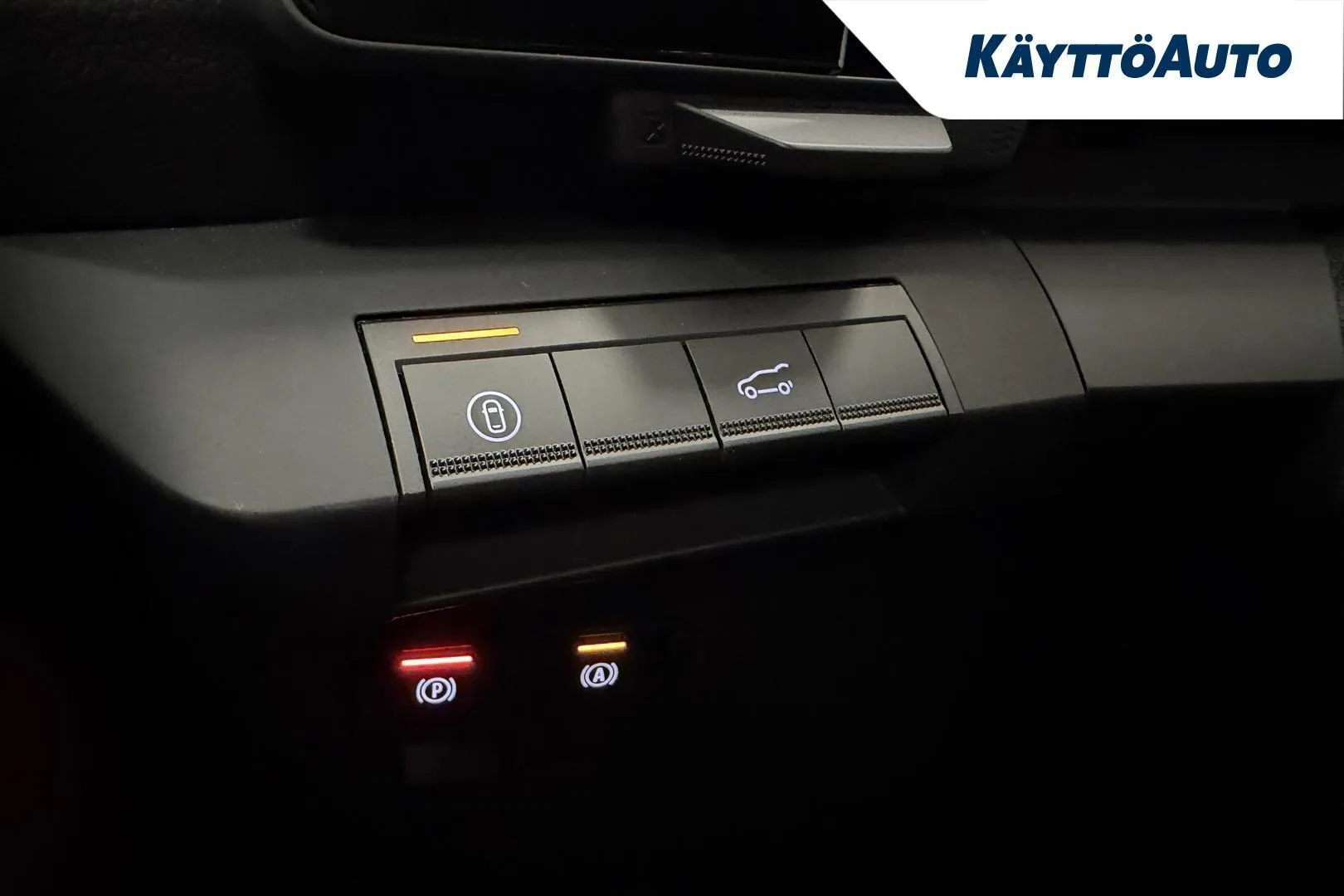 Mitsubishi Eclipse Cross ZRL-604 carousel image