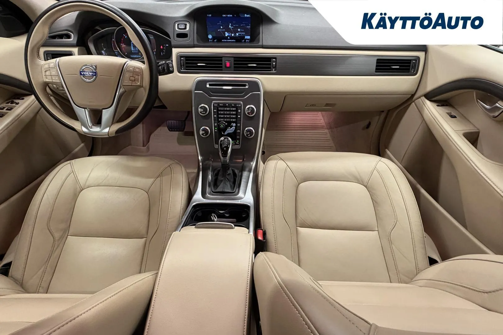Volvo V70 INB-818 carousel image