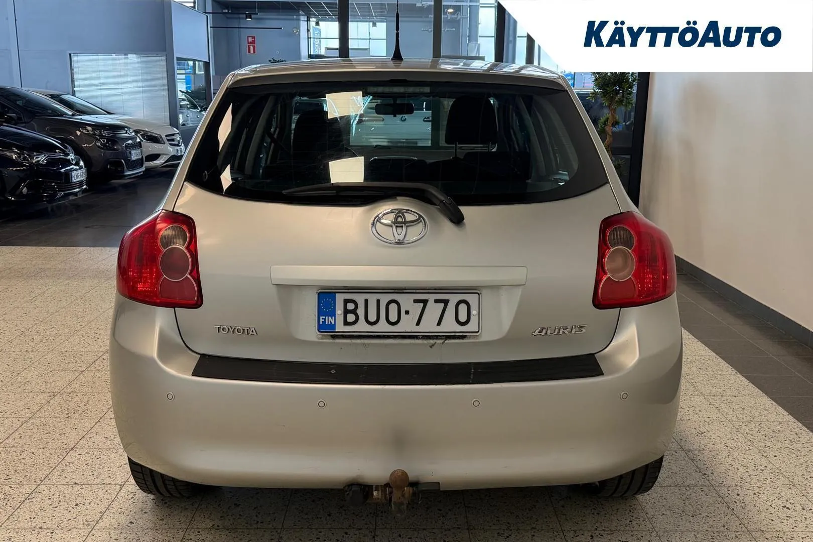 Toyota Auris BUO-770 carousel image