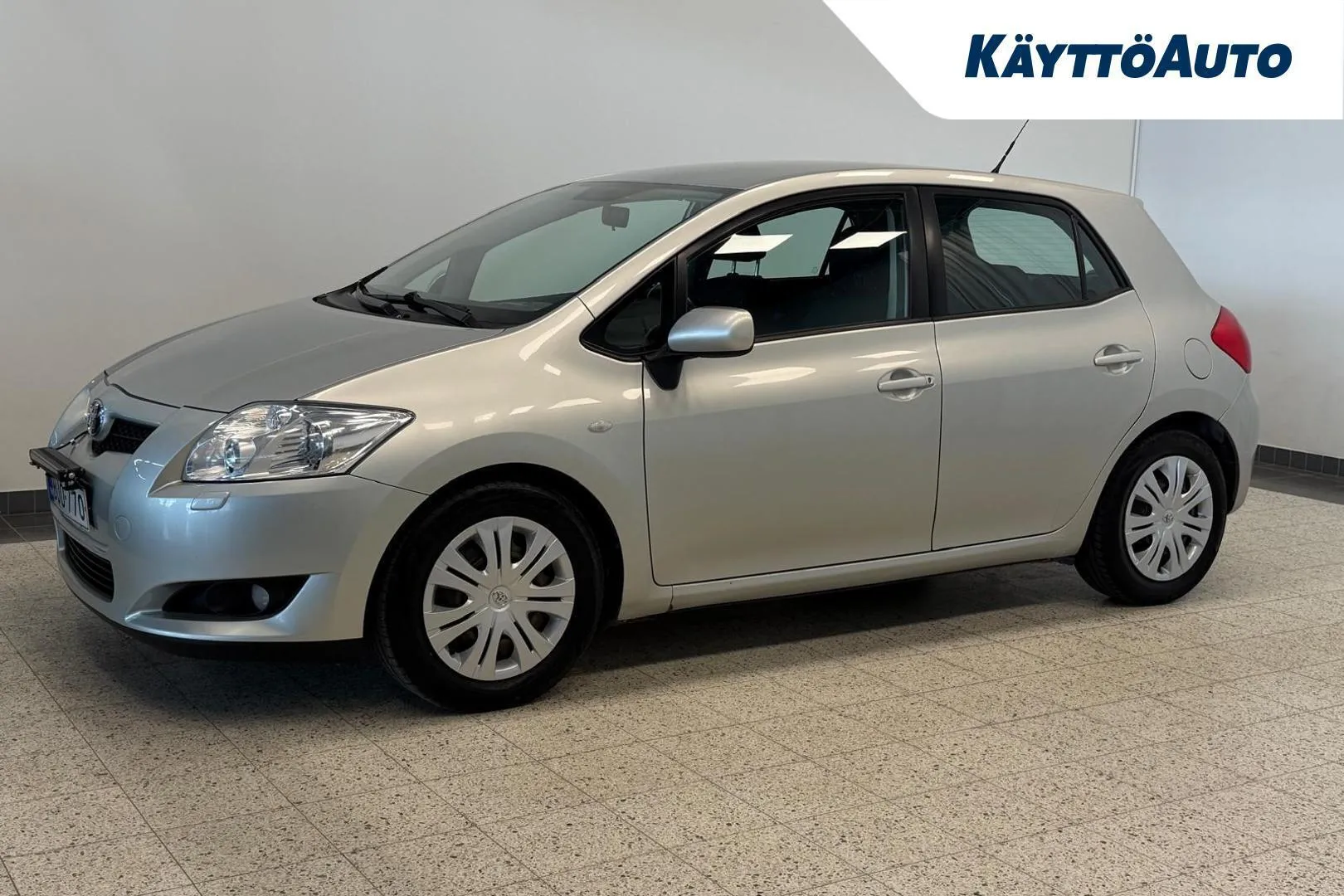 Toyota Auris BUO-770 carousel image