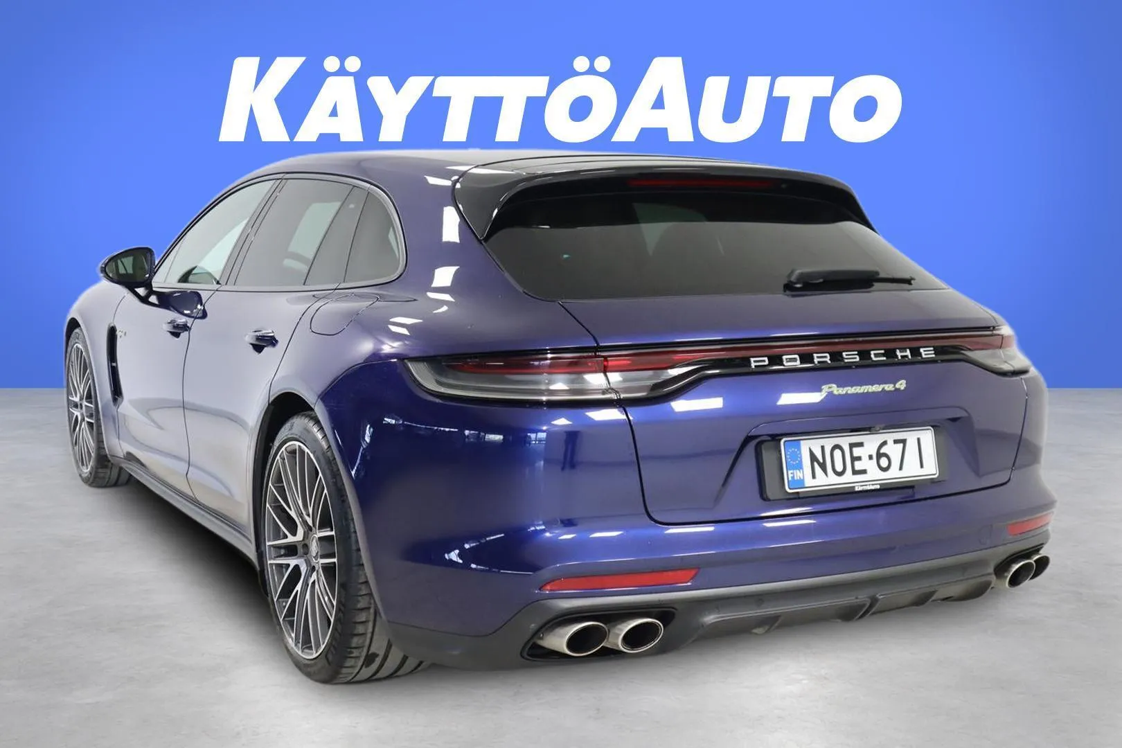 Porsche Panamera NOE-671 carousel image
