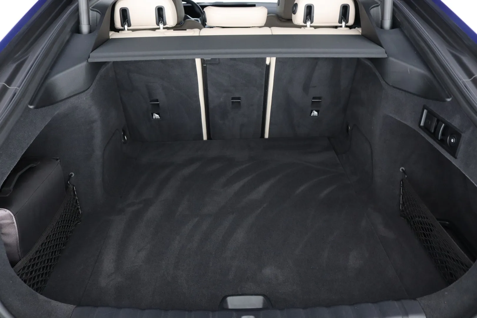 BMW i4 FPF-922 carousel image