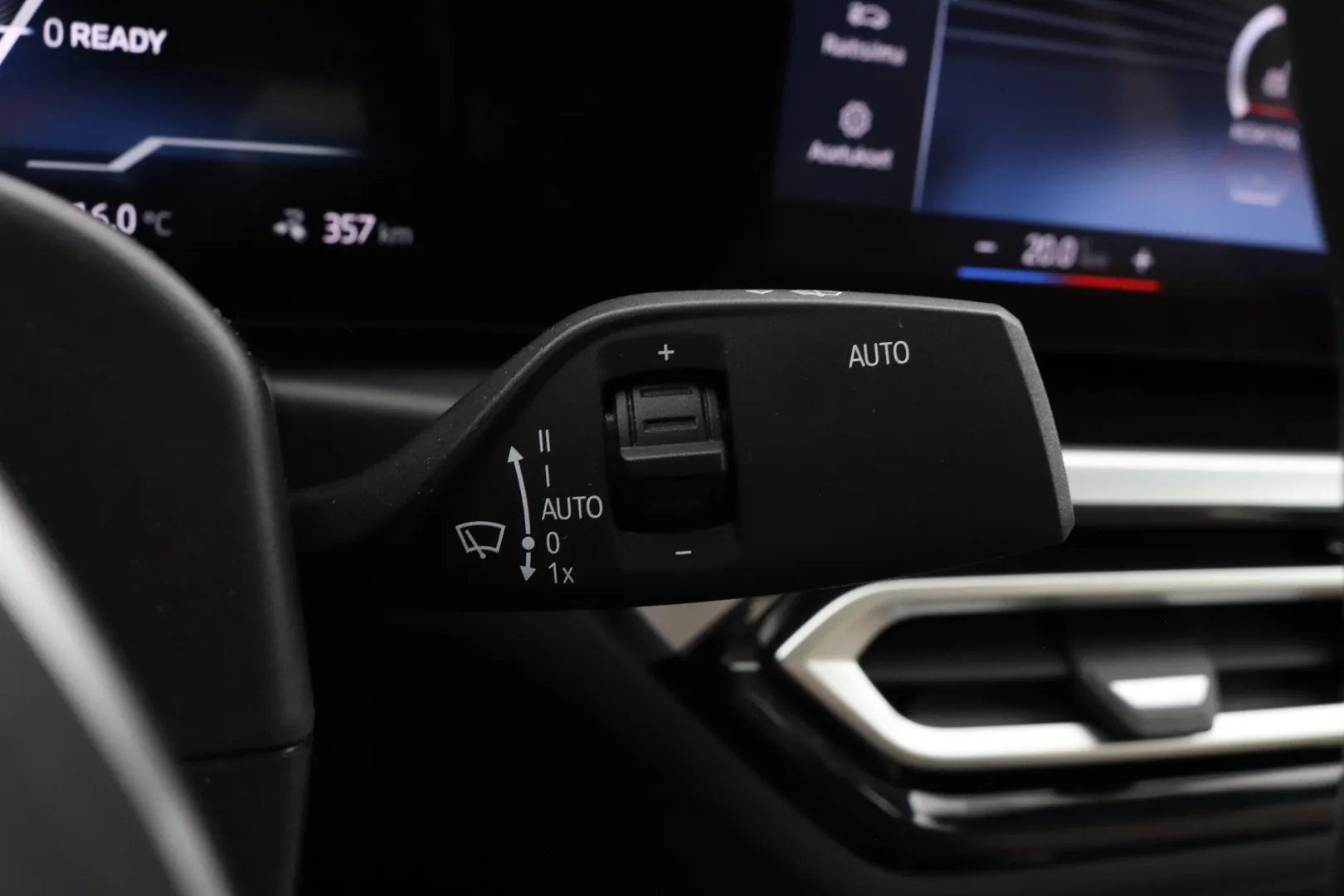 BMW i4 FPF-922 carousel image