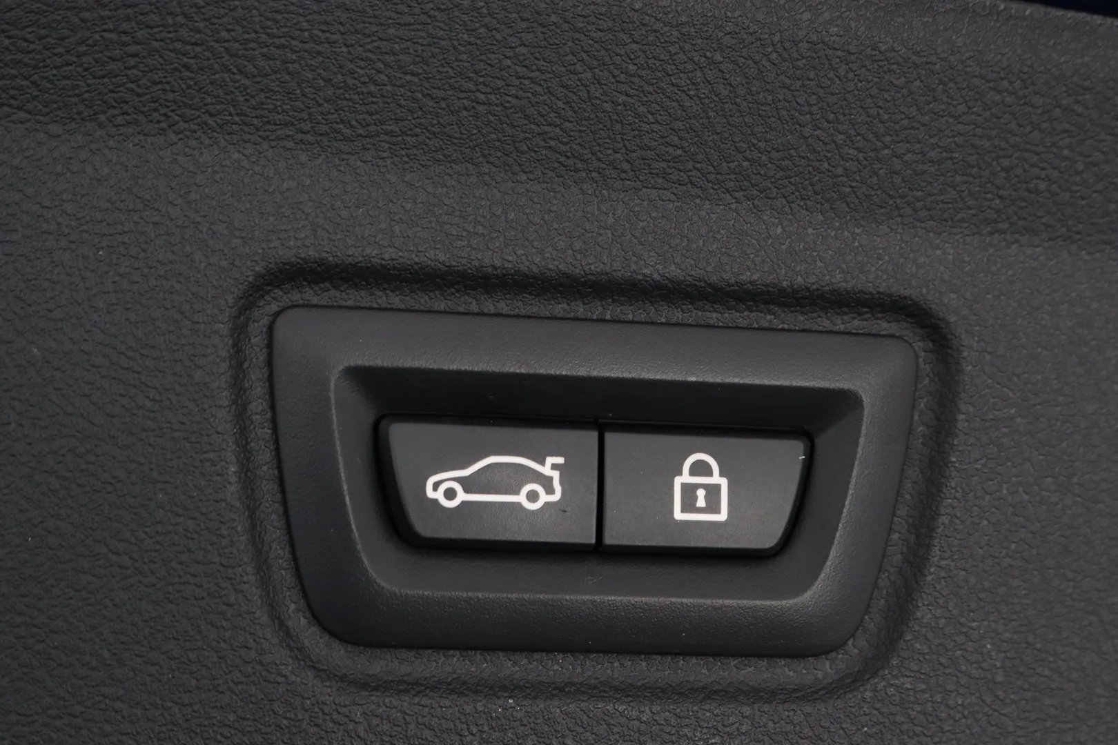 BMW i4 FPF-922 carousel image