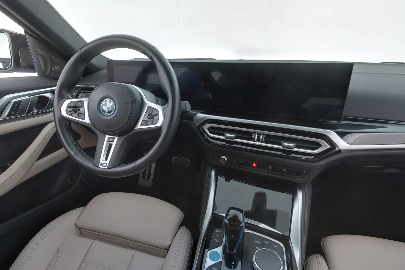 BMW i4 FPF-922 carousel image
