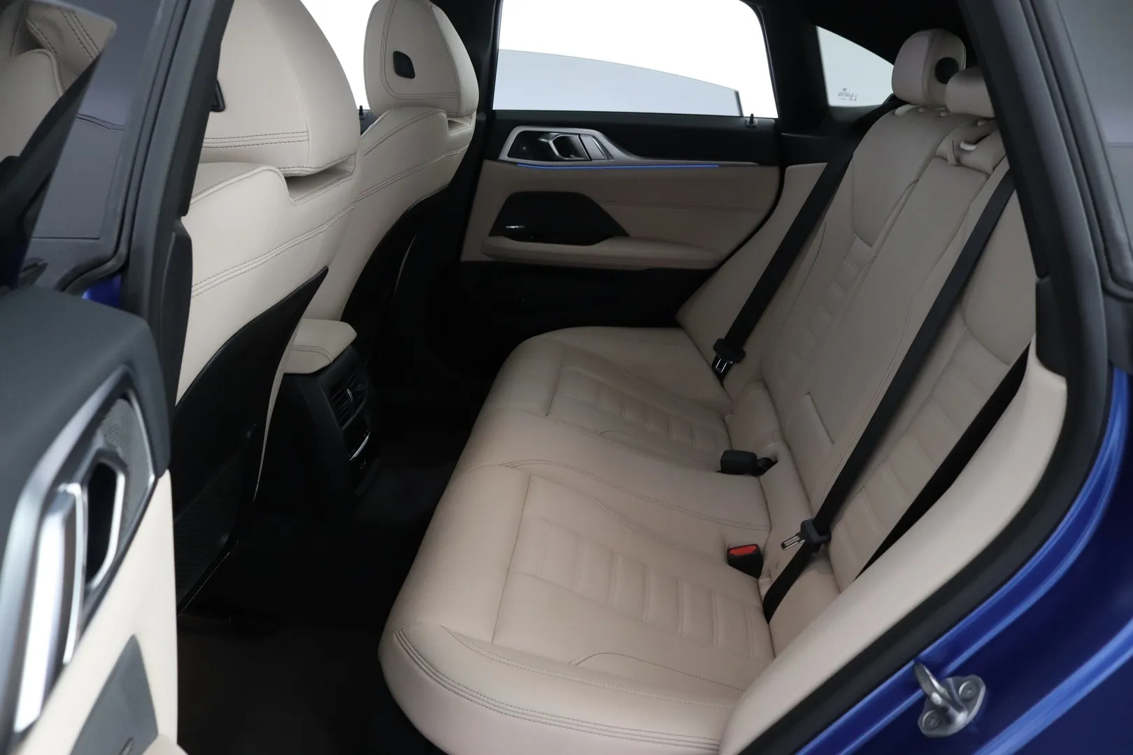 BMW i4 FPF-922 carousel image