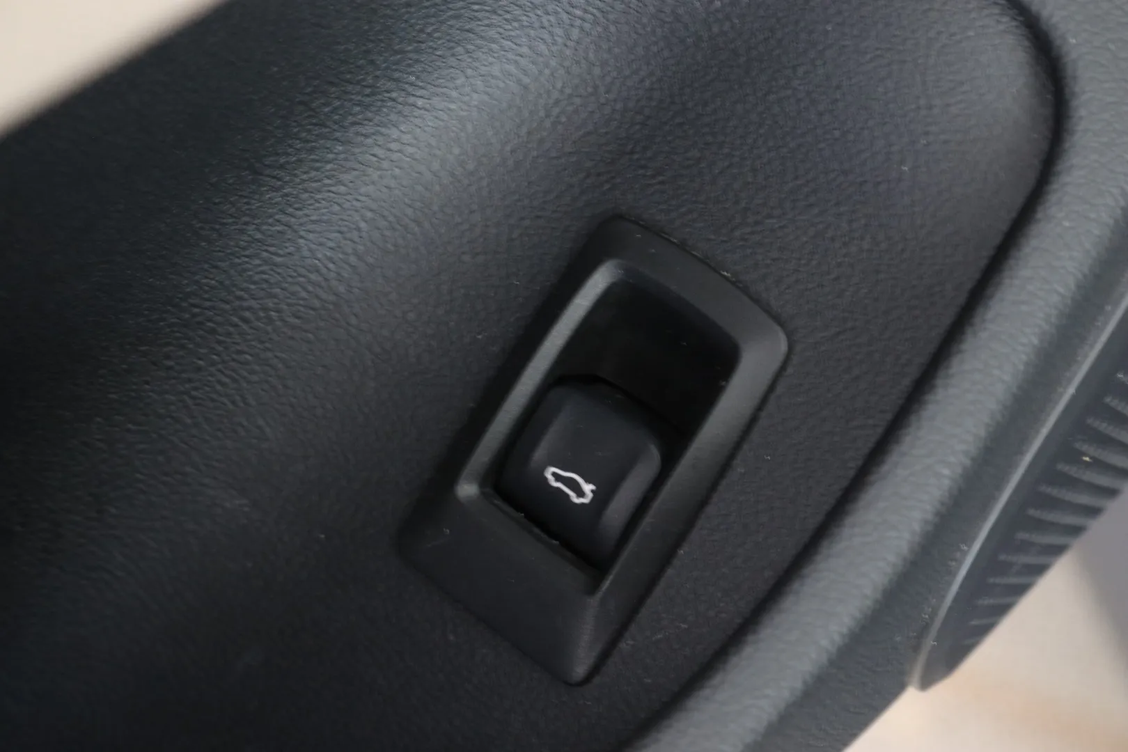 BMW i4 FPF-922 carousel image