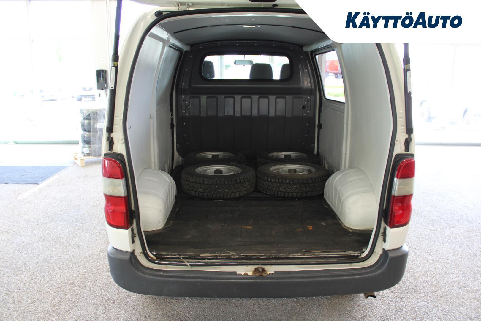 Toyota Hiace 2,5 D-4D 95 5ov 2007, kuva 7/16