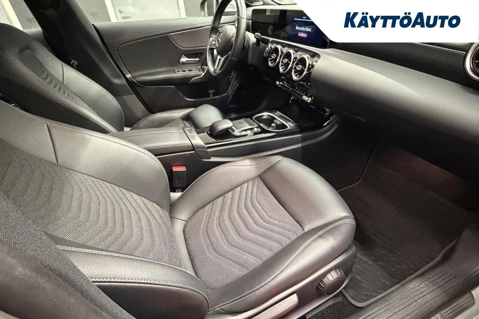 Mercedes-Benz CLA GPK-860 carousel image