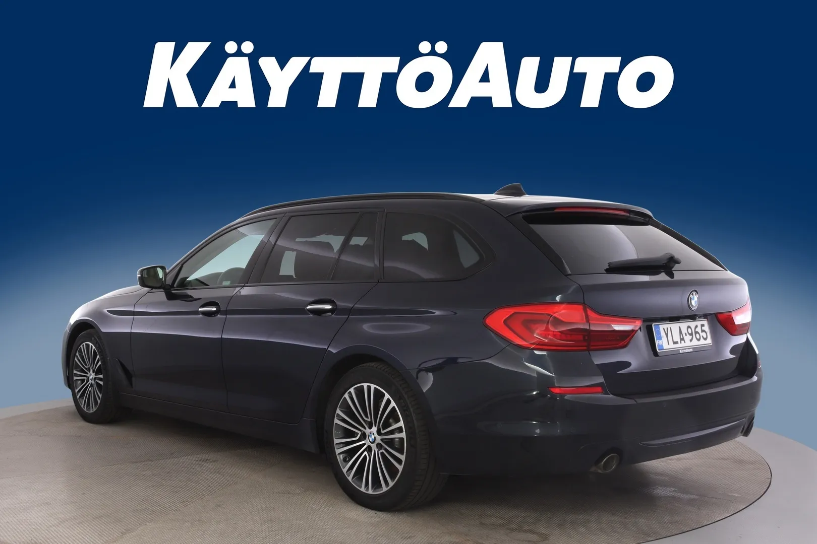BMW 520 YLA-965 carousel image